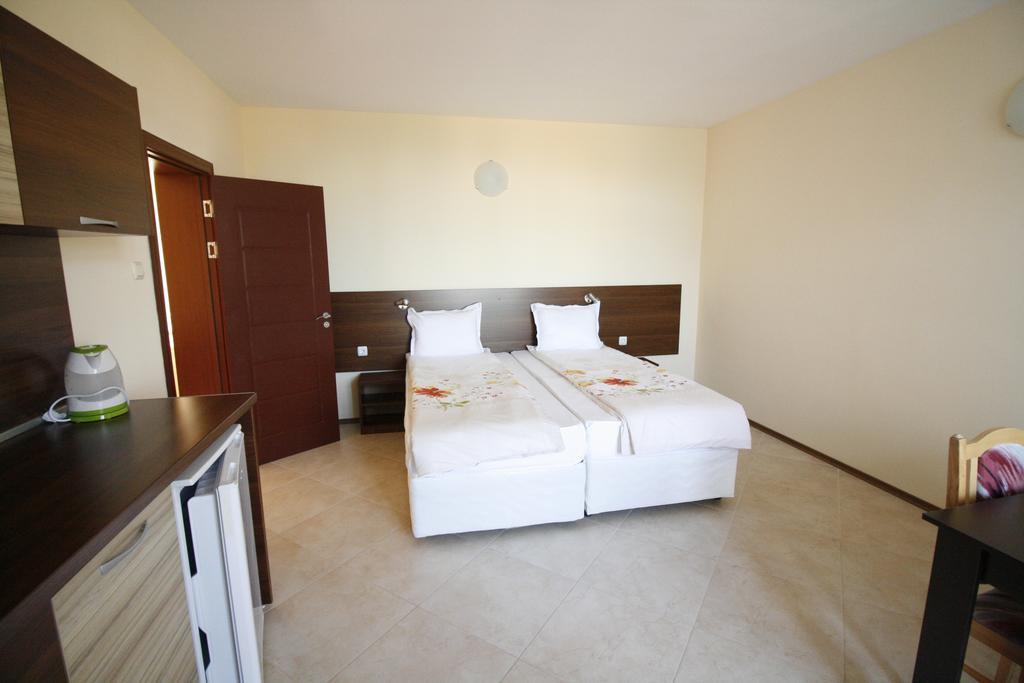 Hotel Marant Sozopol Bagian luar foto