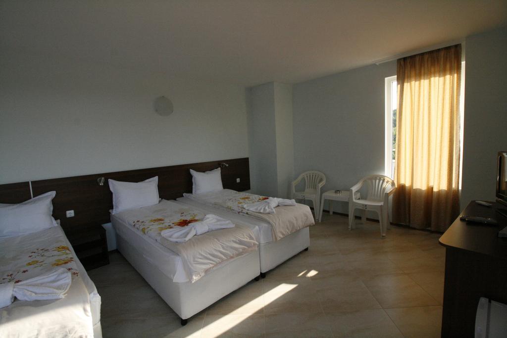 Hotel Marant Sozopol Bagian luar foto