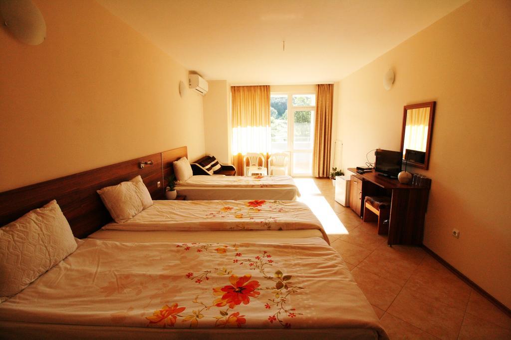 Hotel Marant Sozopol Bagian luar foto